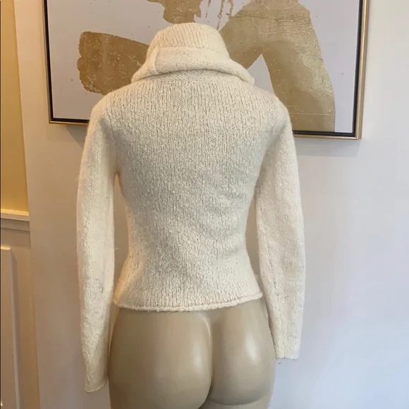 Nordstrom brand Halogen sweater - Picture 2 of 5